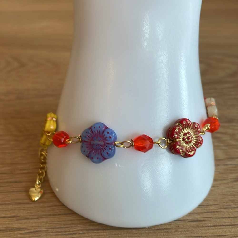 HAND CRAFTED FLORAL FANTASY BRACELET Rainbow Czech Glass Flowers & Beads Boho - Picture 4 of 14